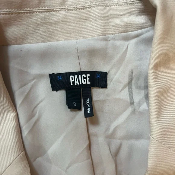 Paige Argentina Blazer in Ecru, Size 8. Double breasted, Cropped Cream Blazer. - Picture 2 of 6